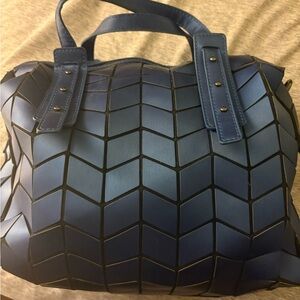 Blue Tote Bag with Geometric Design and Sturdy Material